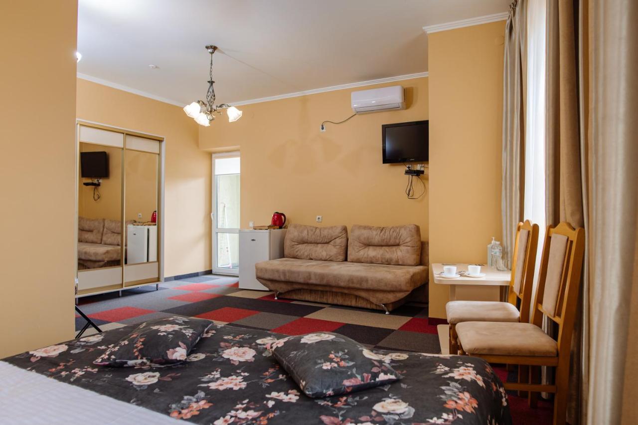 Na Horyzonti Hotel Truskavets Exterior photo